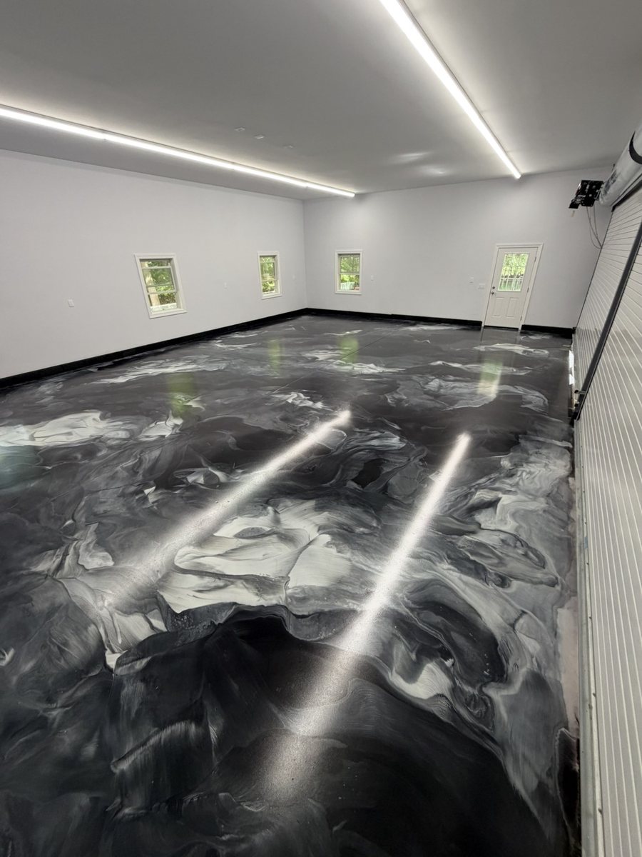 Metallic epoxy floor by Deon Epoxy