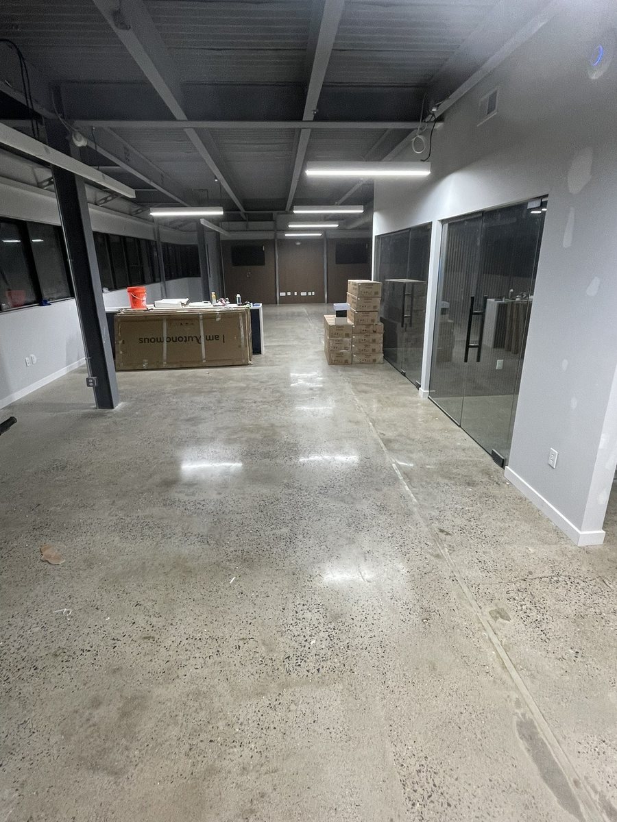 Polished concrete floor by Deon Epoxy