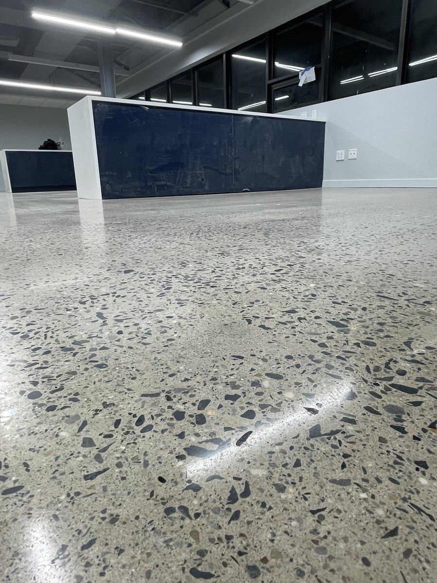 Polished concrete floor by Deon Epoxy