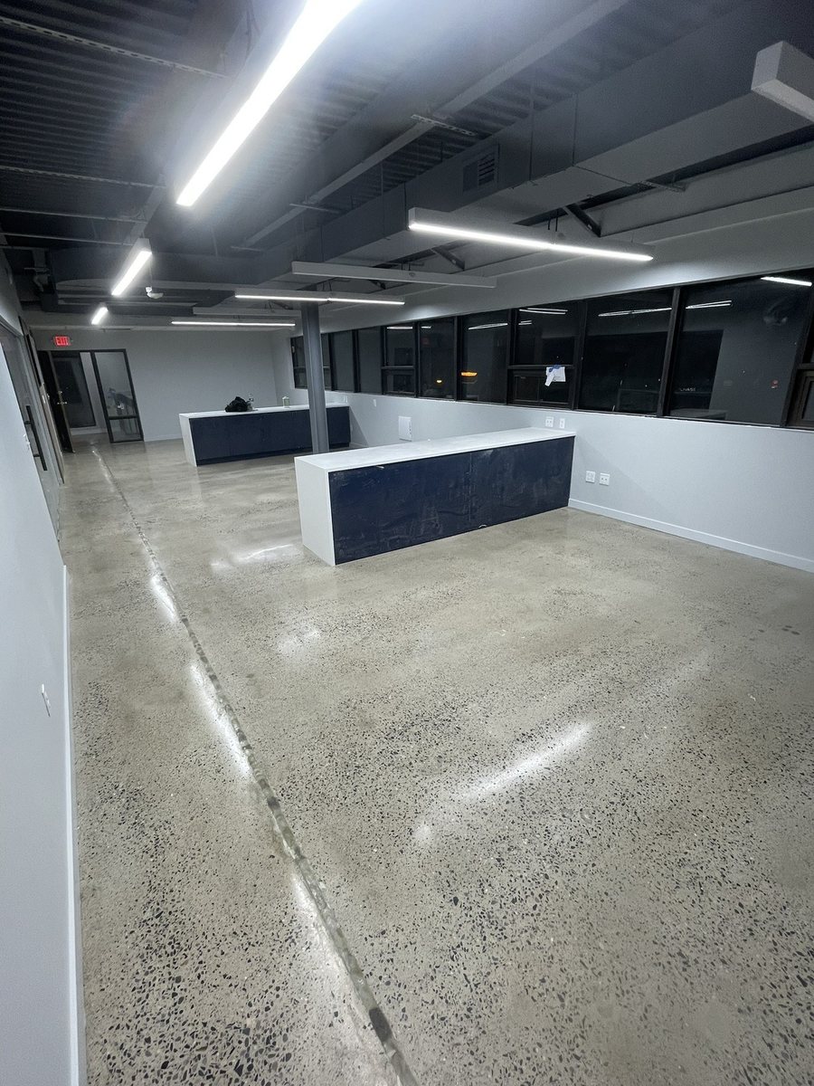 Polished concrete floor by Deon Epoxy